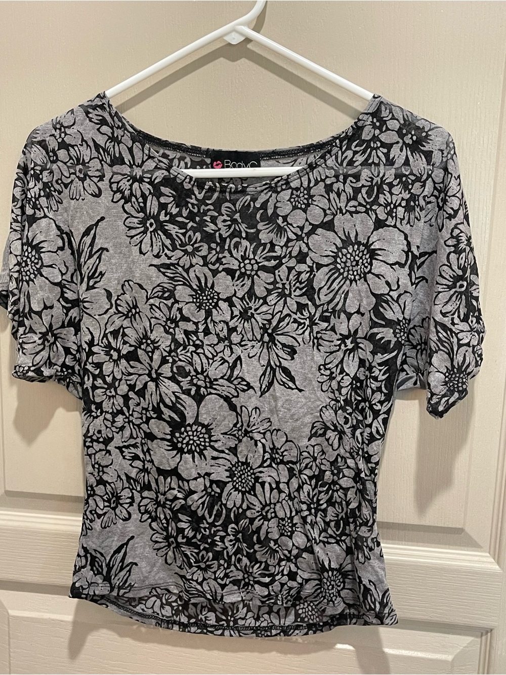 Black Floral Short Sleeve Tee by Body C
